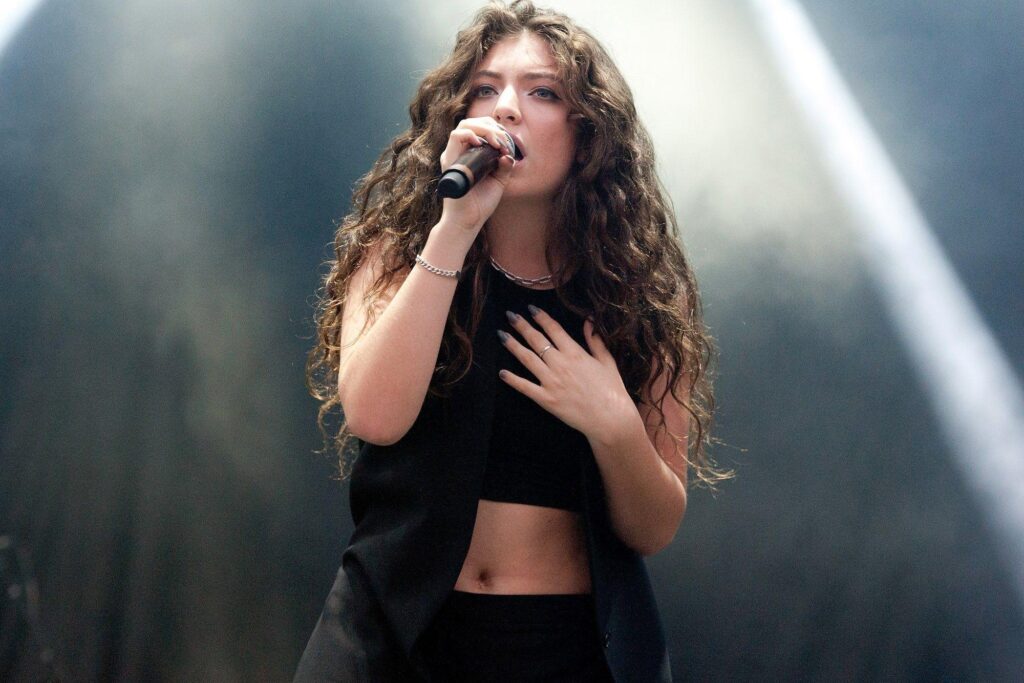 Lorde wallpapers and backgrounds