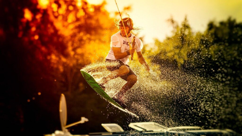 Wakeboarding Wallpapers 2K | Desk 4K and Mobile Backgrounds