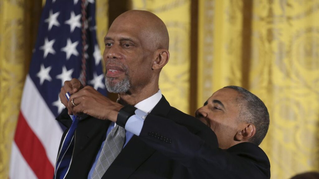 Barack Obama awards Presidential Medal of Freedom to Kareem Abdul