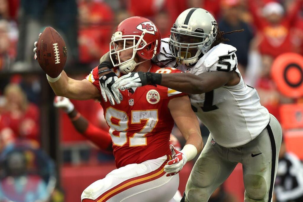 Travis Kelce and the scary floor at tight end for the Chiefs