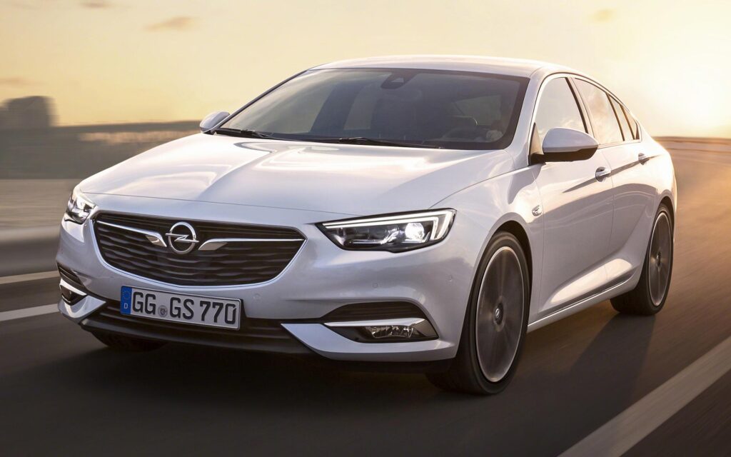 Opel Insignia Wallpapers HD