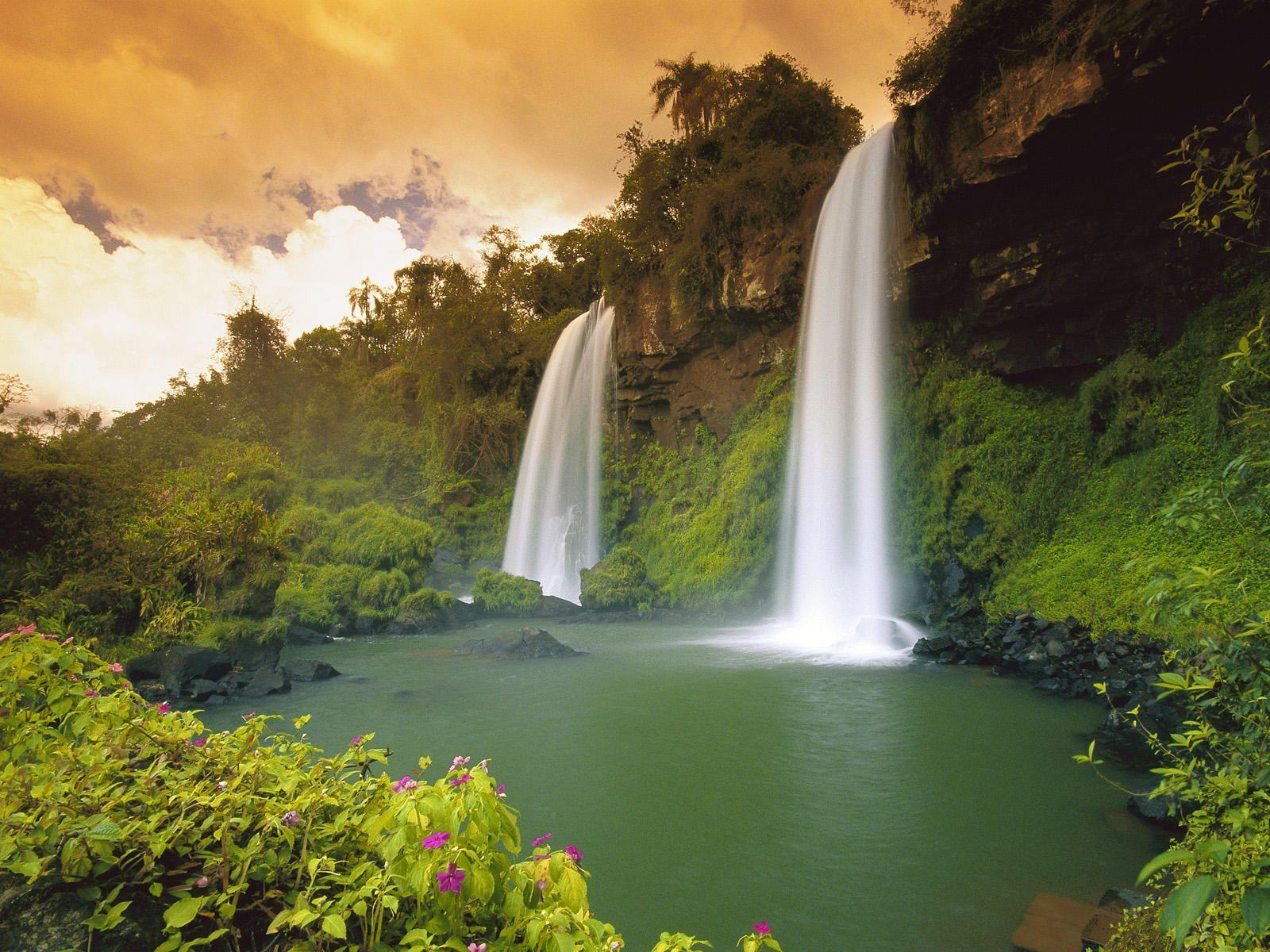 Iguazu Falls 2K backgrounds