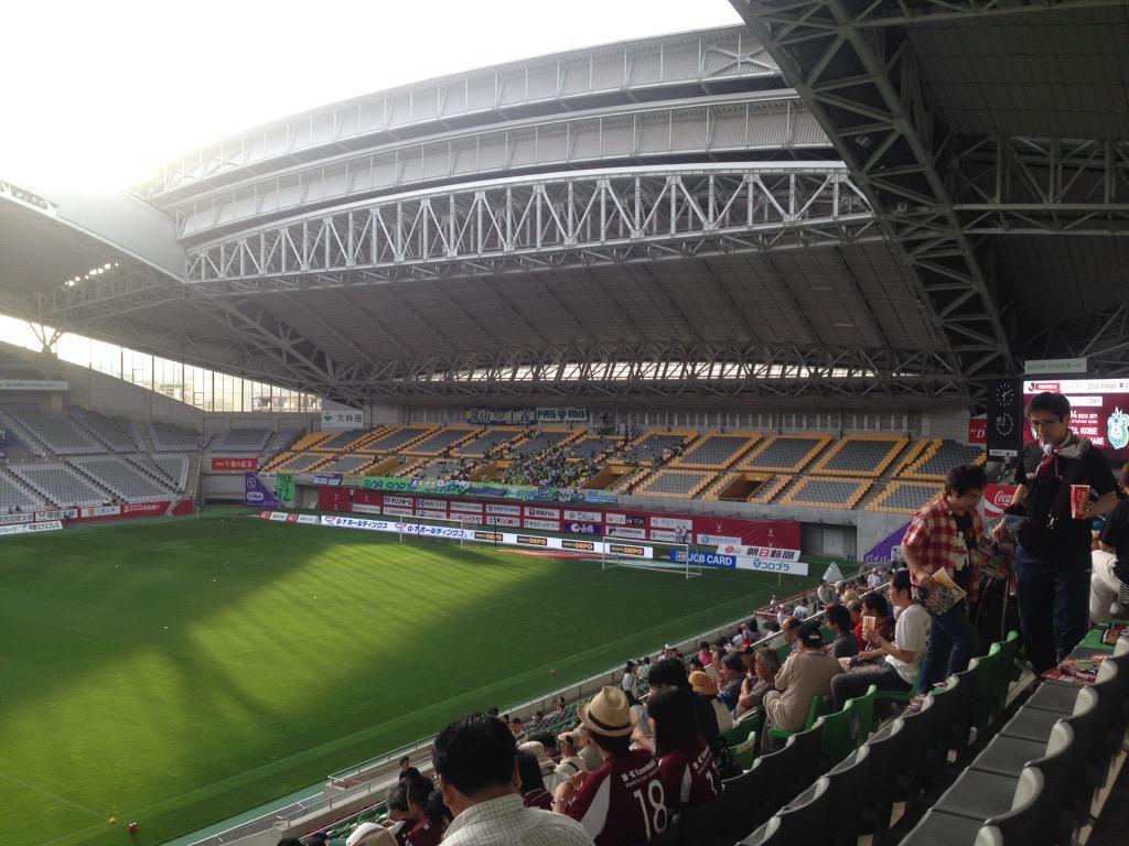Lionel Piguet on Twitter Very empty and quiet stadium for Vissel