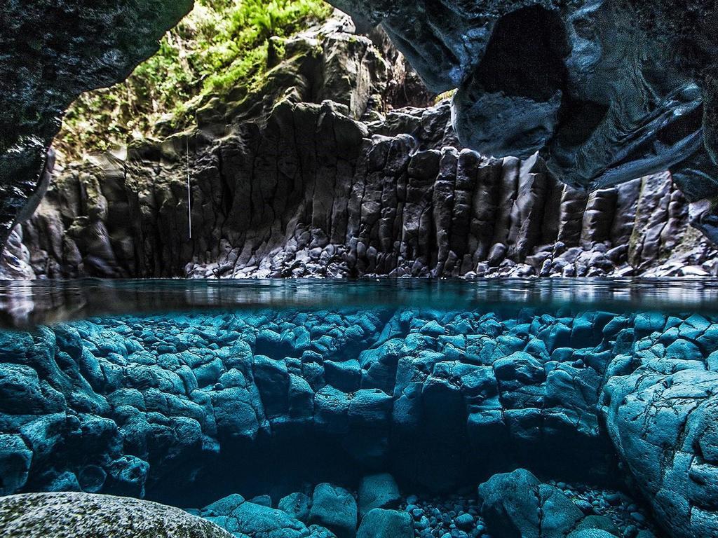 Beautiful Underwater Photography From Zanzibar 2K Wallpapers