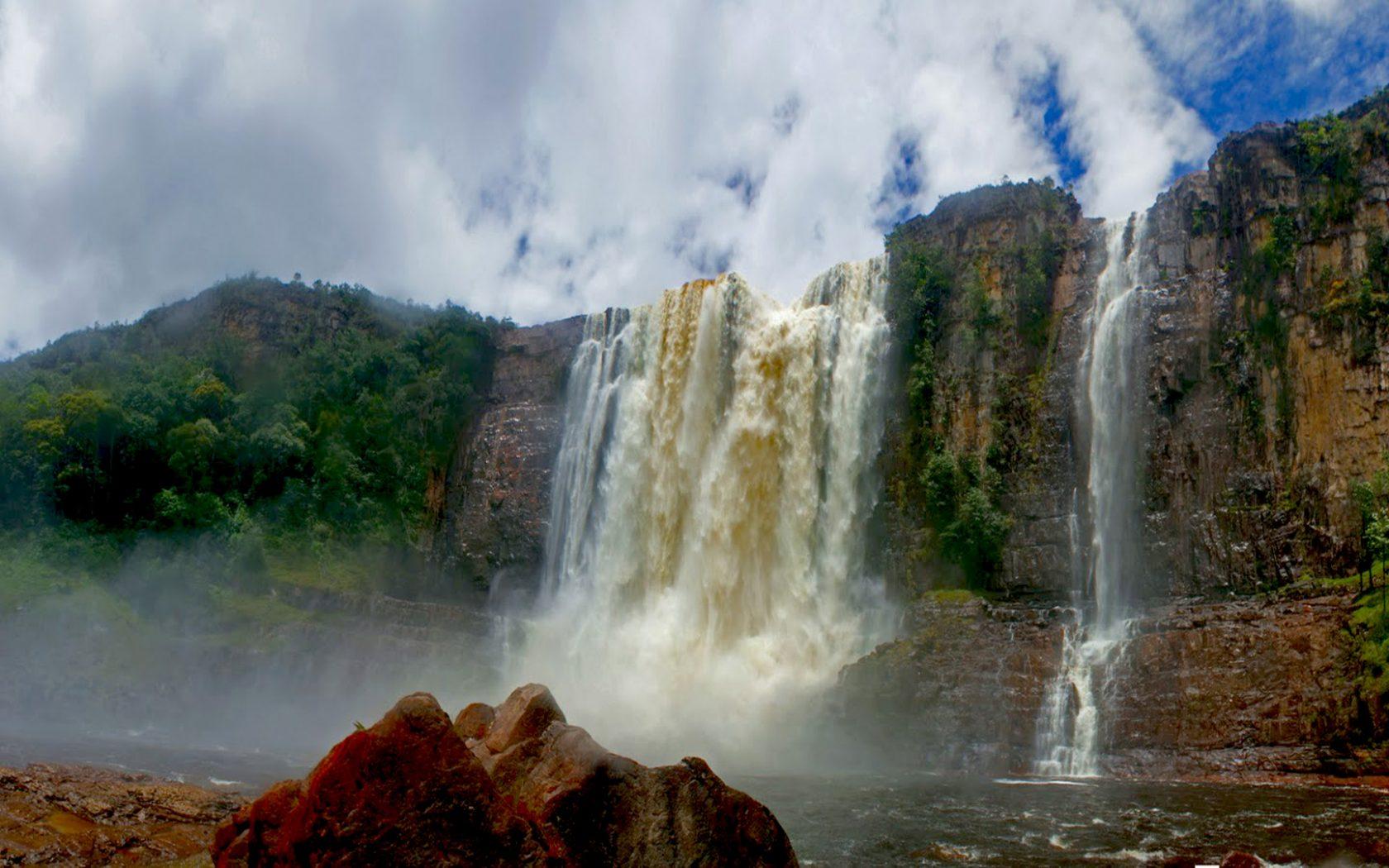 Angel Falls Guayana, Canaima National Park Venezuela 2K Desktop