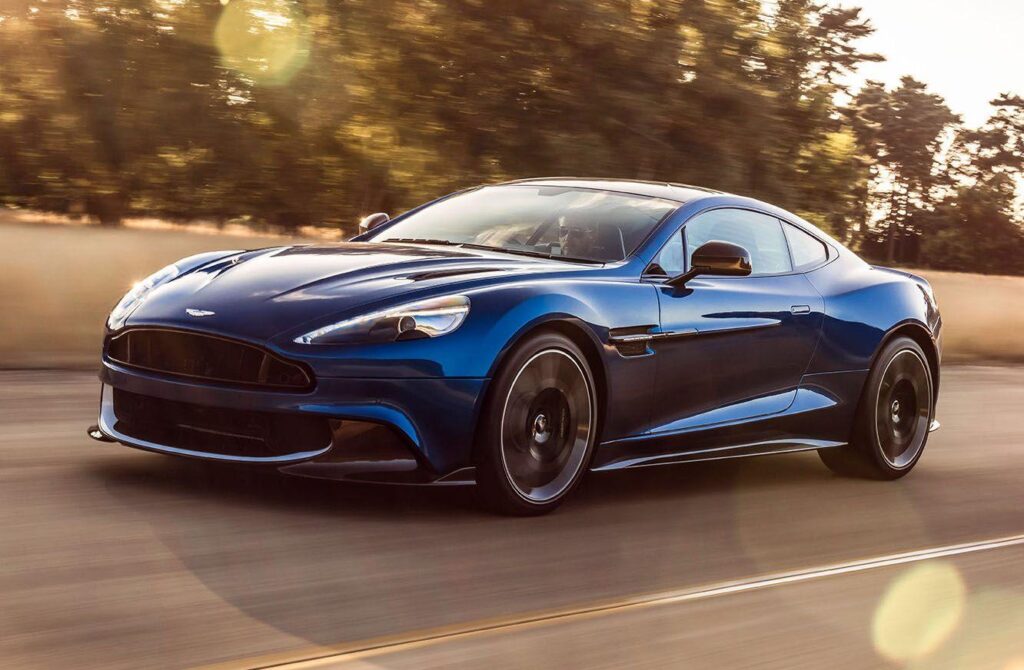 Aston Martin Vanquish S Desk 4K Wallpapers