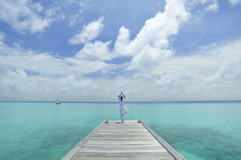 Wallpapers Yoga, beach, sea, blu, sky, Sport