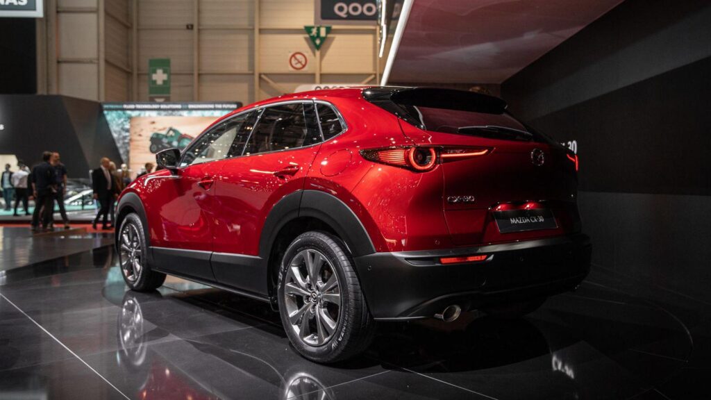 Mazda introduces CX