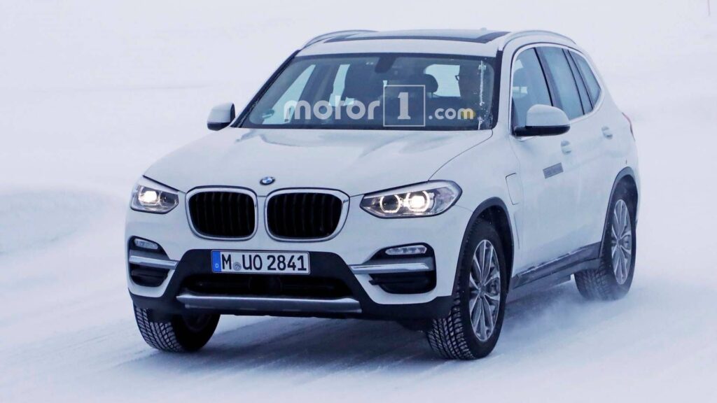 BMW iX Electric SUV Caught Again, Now Wearing A Different Fascia