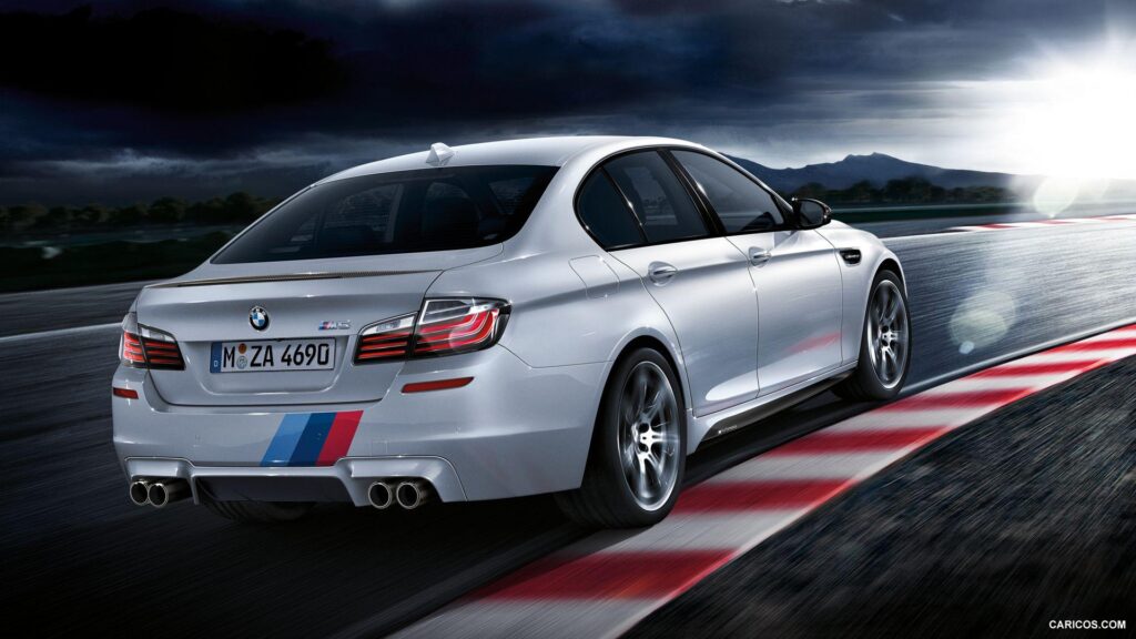 Bmw M M Performance Parts Wallpapers 2K Resolution