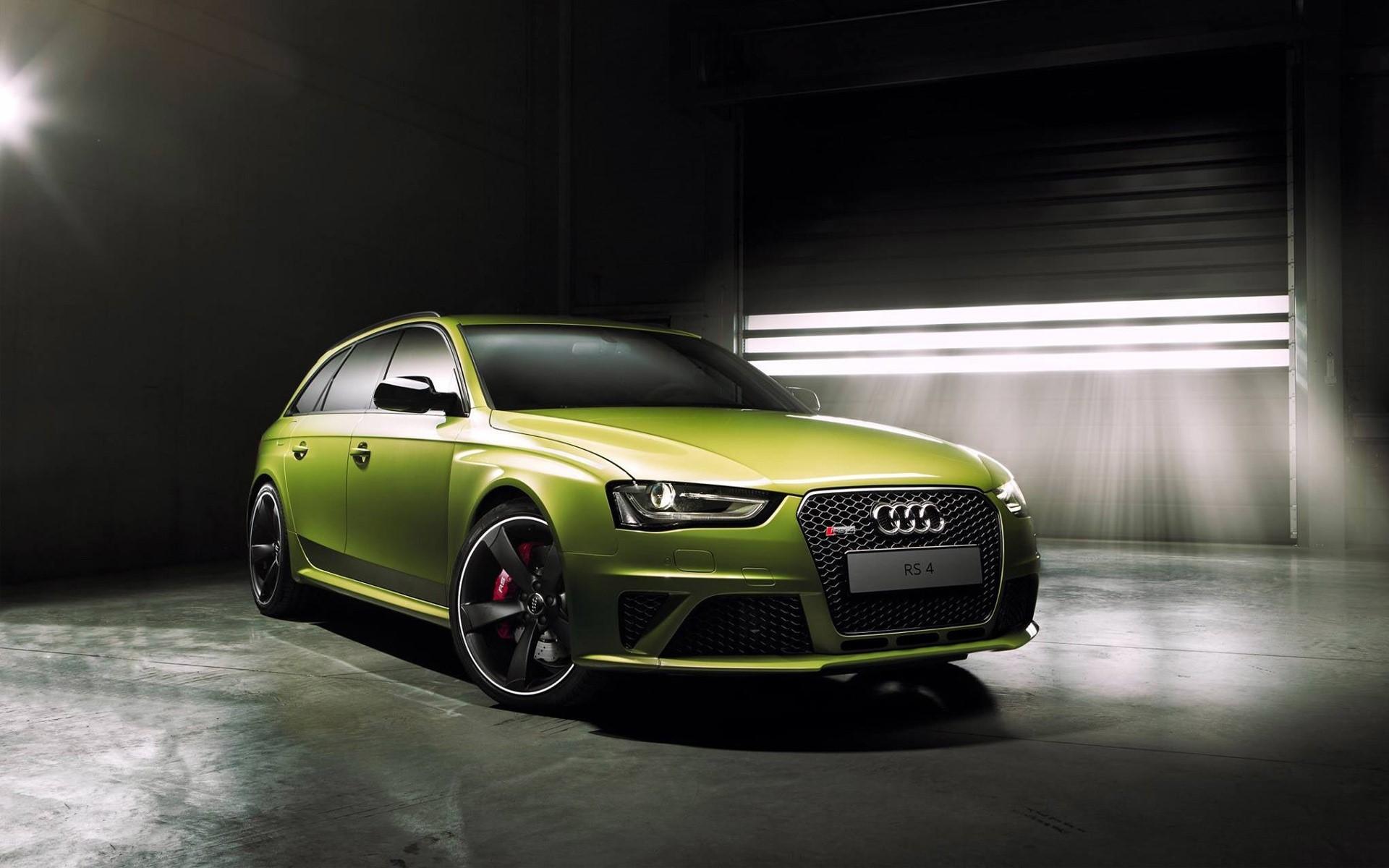 Audi RS Avant Verde Wallpapers ID
