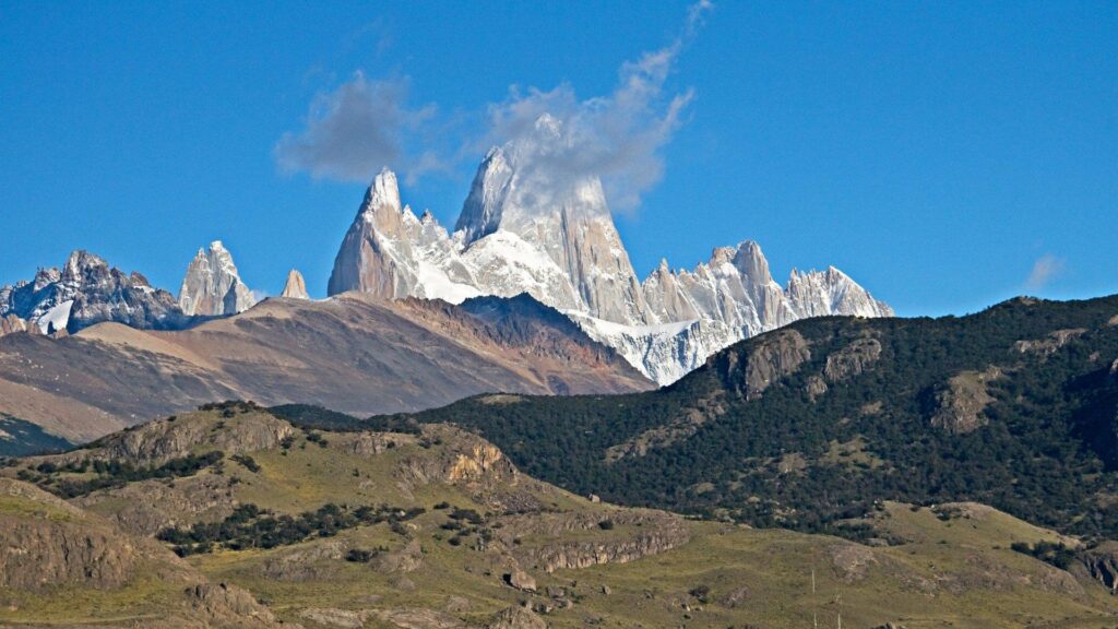 Mount Fitzroy 2K Wallpapers