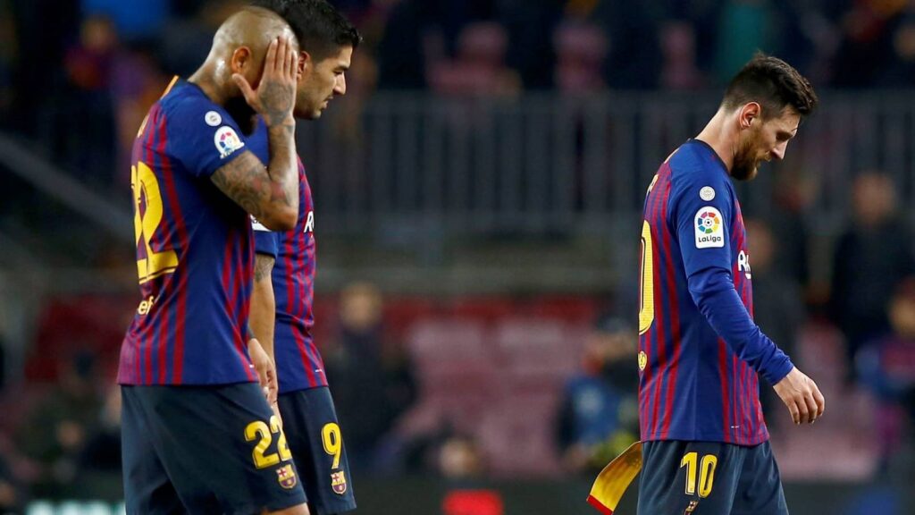 FC Barcelona Pero qué ha hecho Messi para tener que jugar al lado