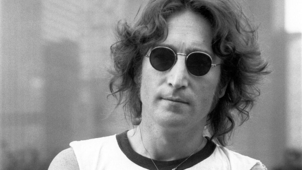 Free John Lennon desk 4K wallpapers