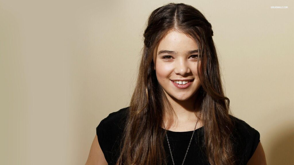 Hailee Steinfeld Wallpapers list