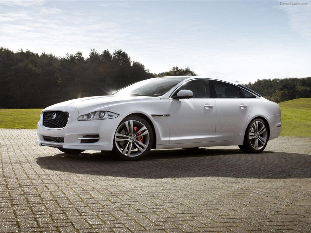 Jaguar XJ Gets Sport and Speed Packs Exotic Car Wallpapers