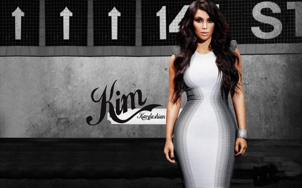 Kardashian wallpapers × Kim Kardashian Picture Wallpapers