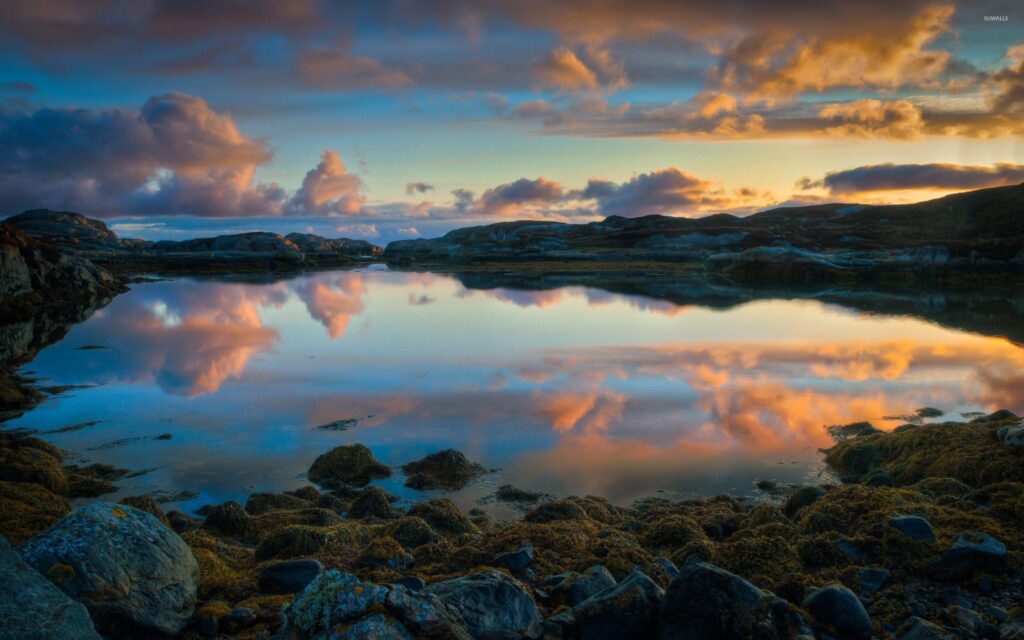 Lake reflecting the dusk sky, Norway wallpapers