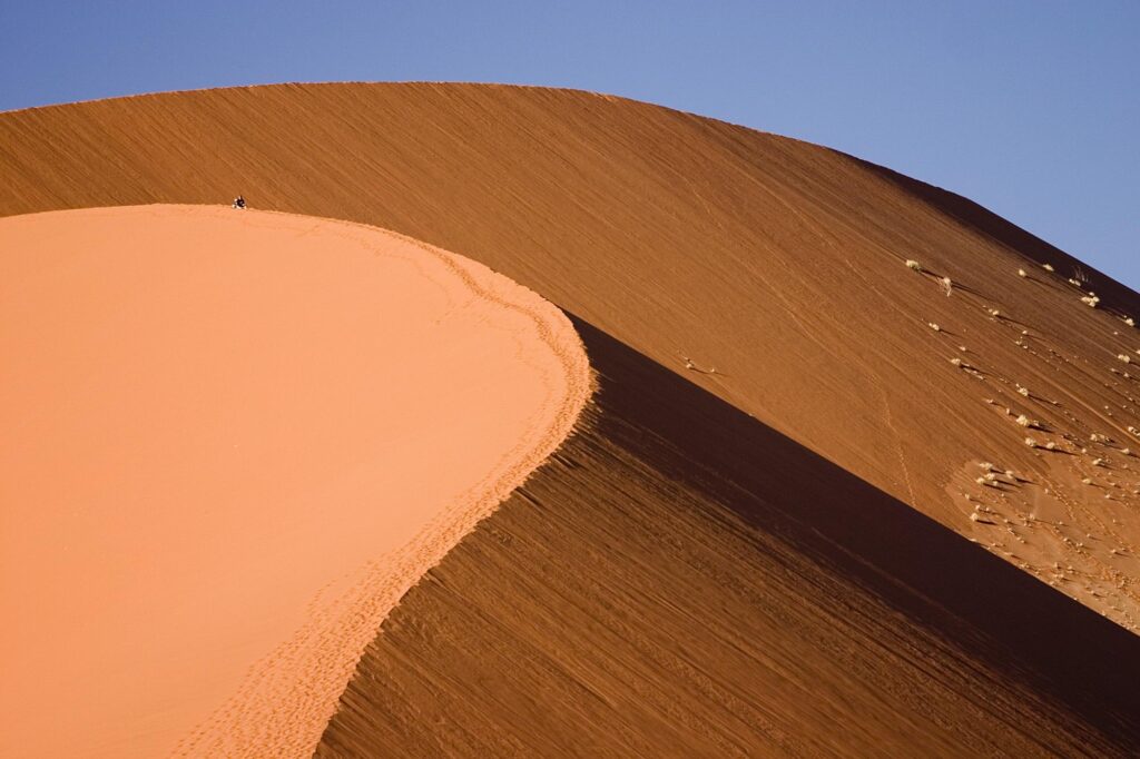 FileSossusvlei Dune Namib Desert Namibia Luca Galuzzi K