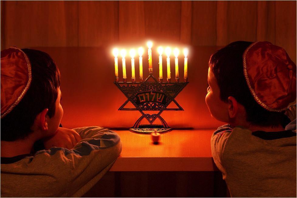 Jewish Holidays Hanukkah 2K Wallpapers in Celebrations