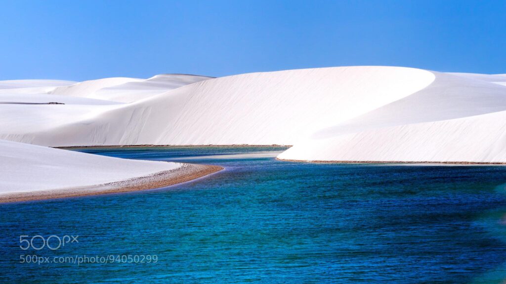 Nope, that isn’t snow Those are the pristine white sand dunes of