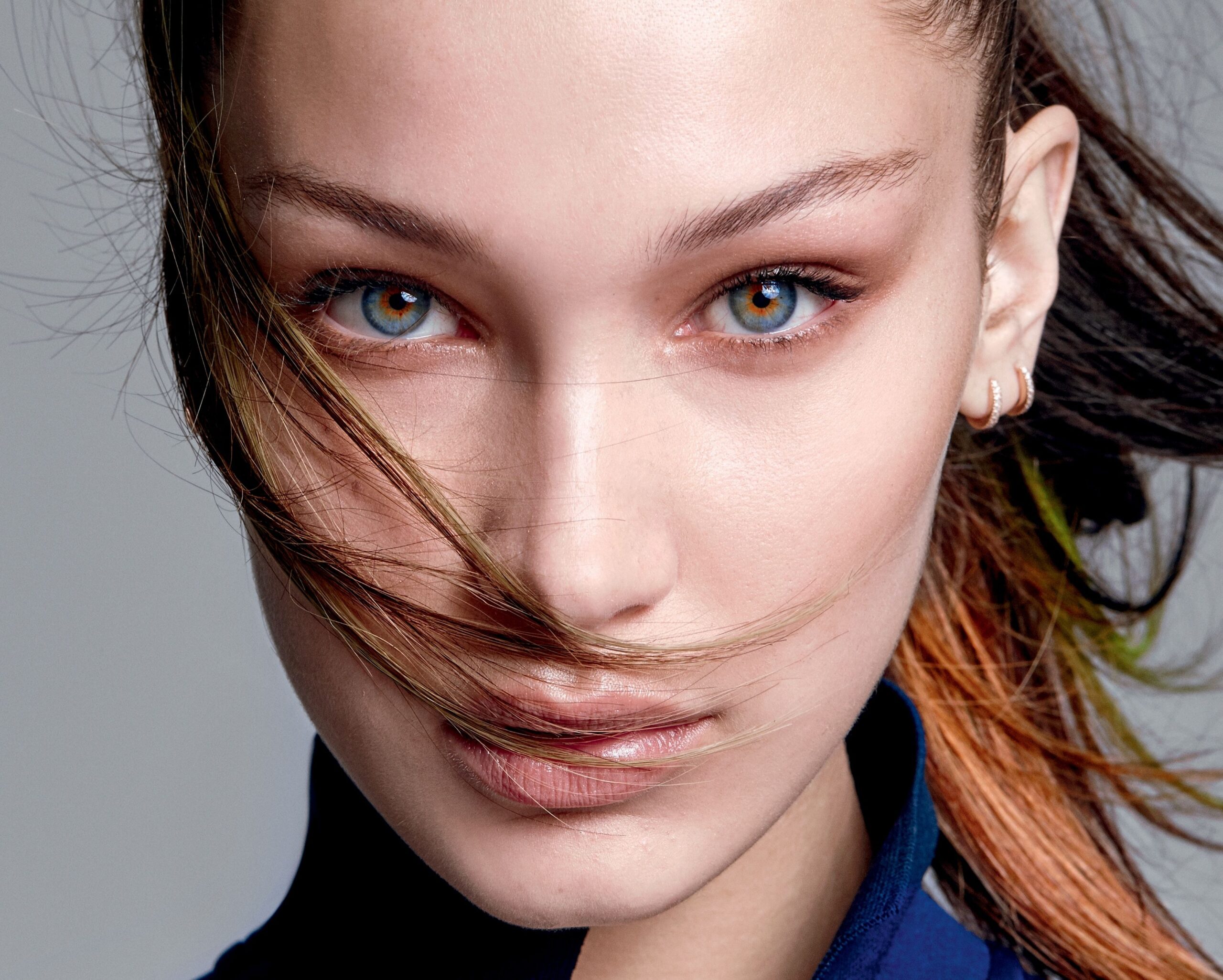 Bella Hadid 2K Wallpapers