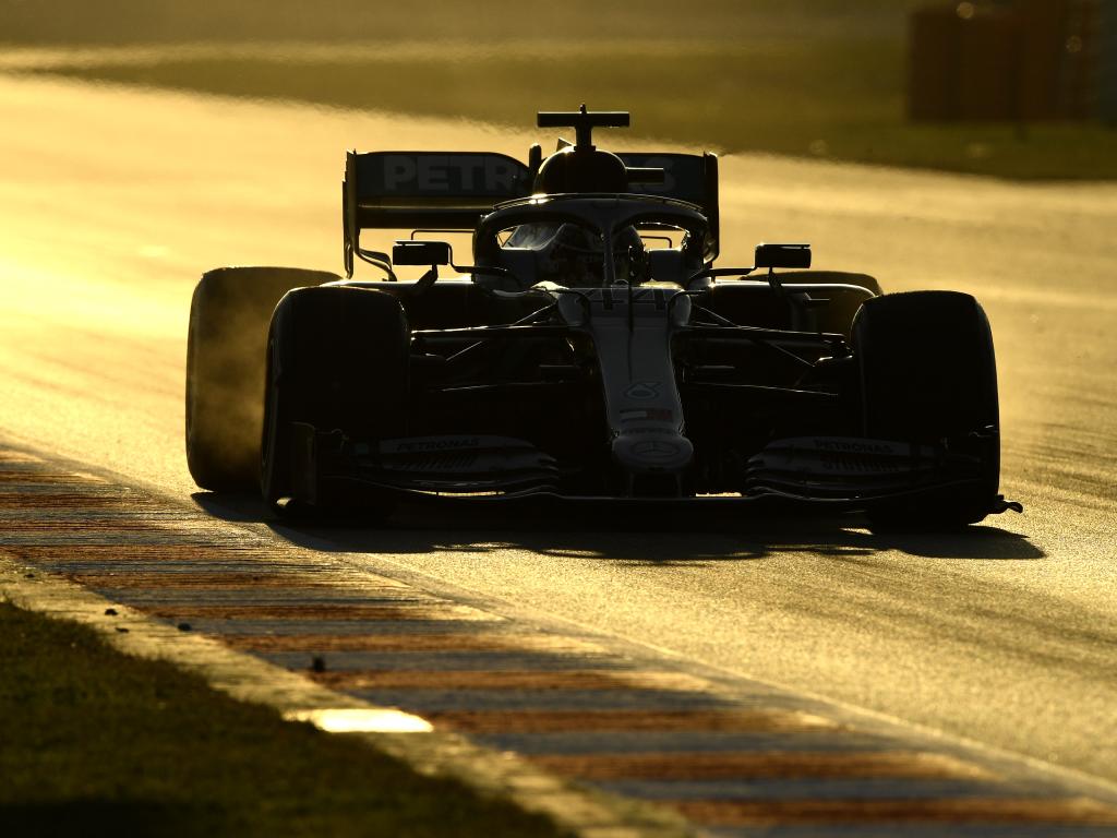 F Testing Day One Lewis Hamilton supreme, Daniel Ricciardo