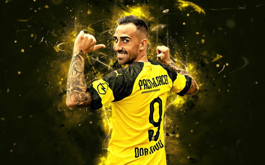 Paco Alcácer 2K Wallpapers
