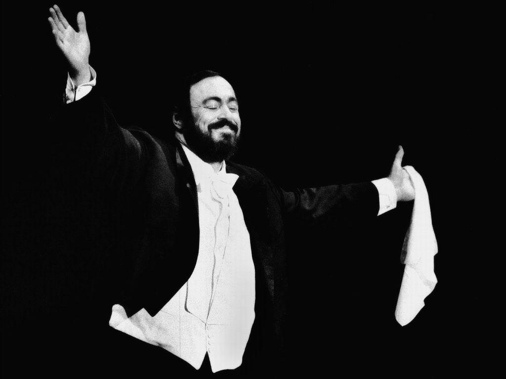 Music Wallpaper Luciano Pavarotti