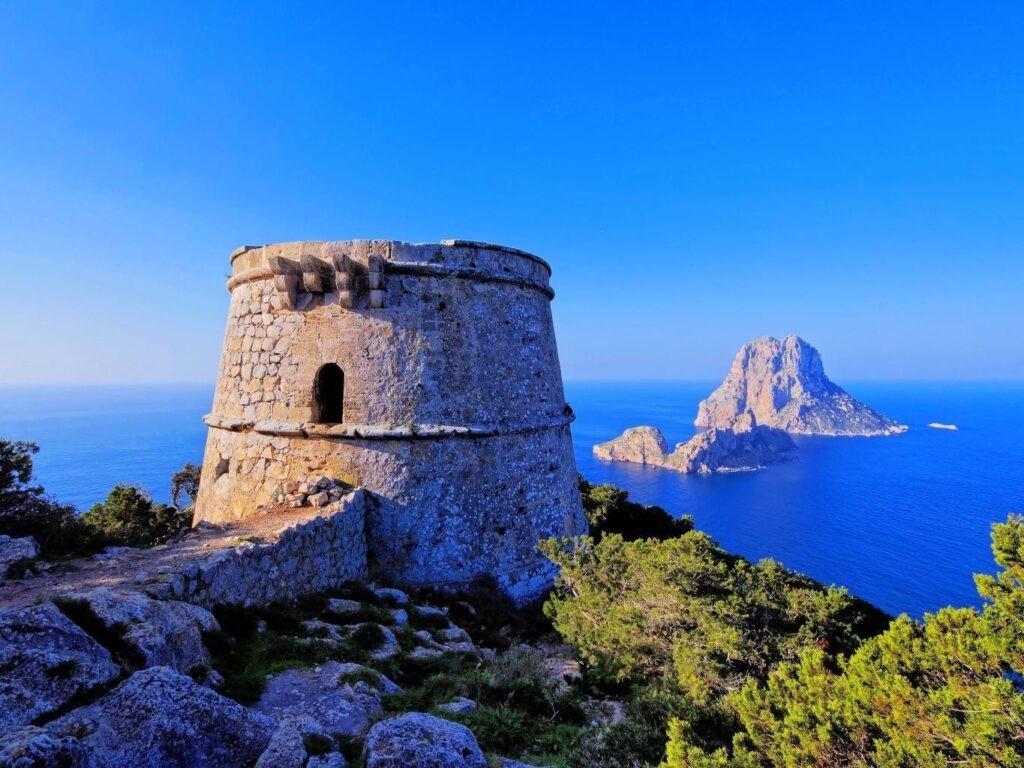 Espagne Forteresse Côte Torre des Savinar Ibiza Roc Nature