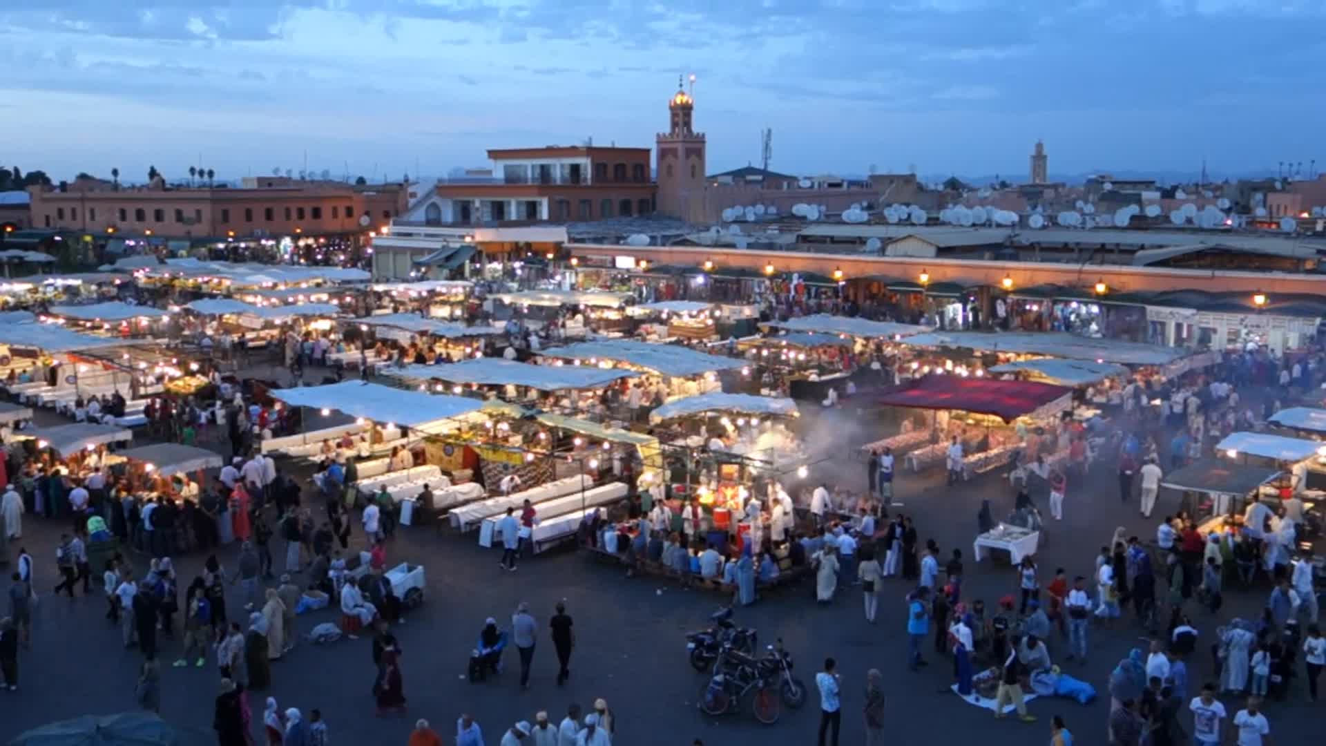FileDjemaa el Fna Marrakech Moroccowebm