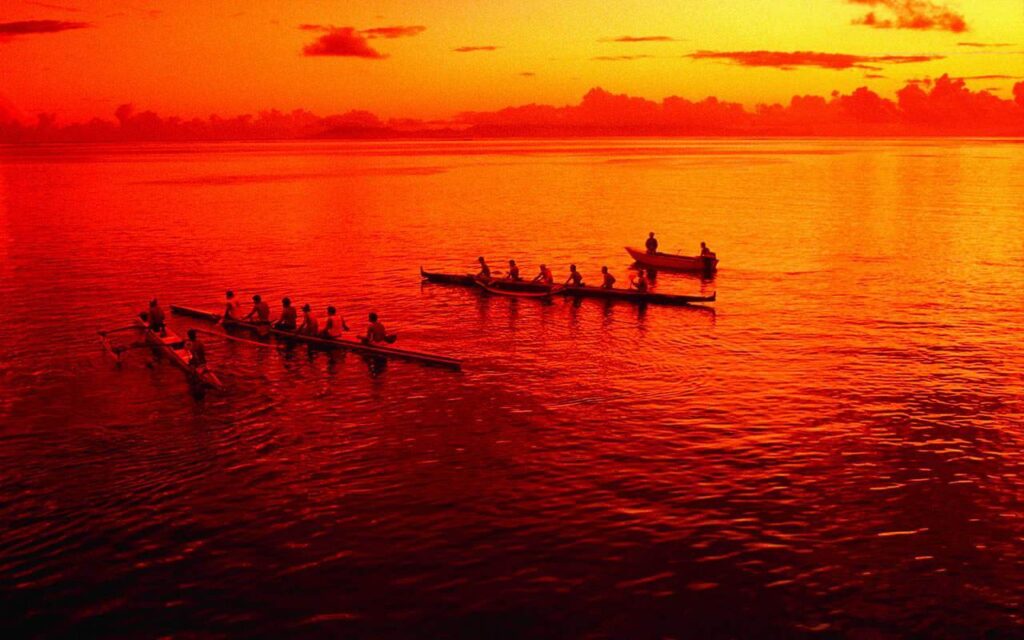 Beautiful Rowing Red Light Picture