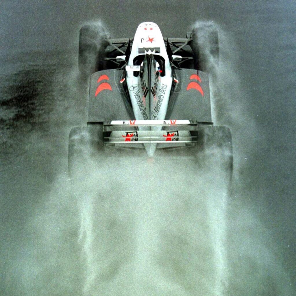 Mika Hakkinen in the wet British GP ‘ formula