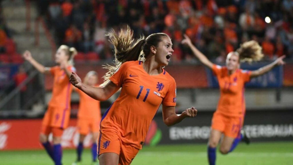 Women’s Euro Dutch sink England, face Denmark in final