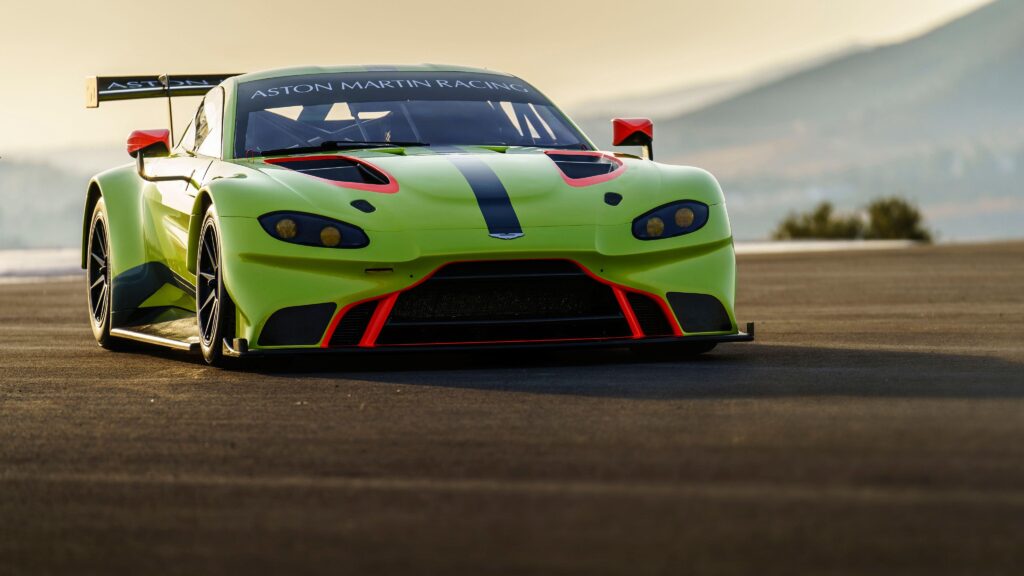 Aston Martin Vantage GTE K Wallpapers