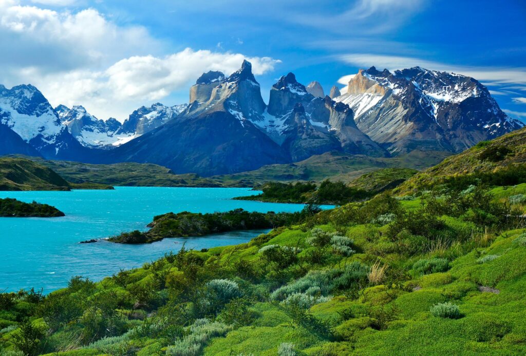 Wallpapers Torres del Paine National Park, Soaring mountains, HD