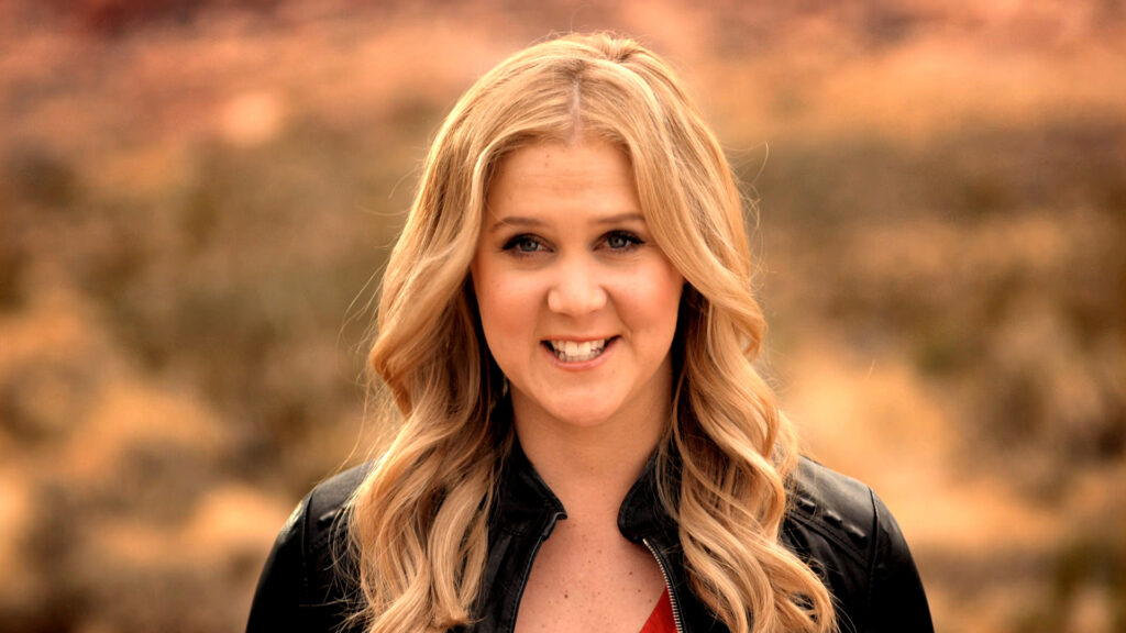 Amy Schumer 2K Wallpapers
