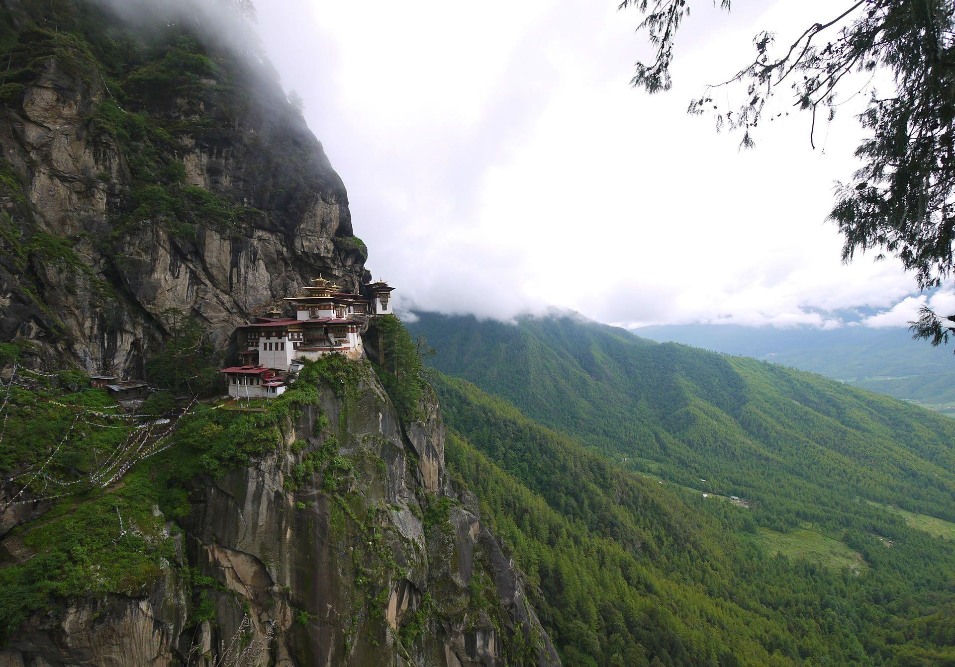 Bhutan rock homes
