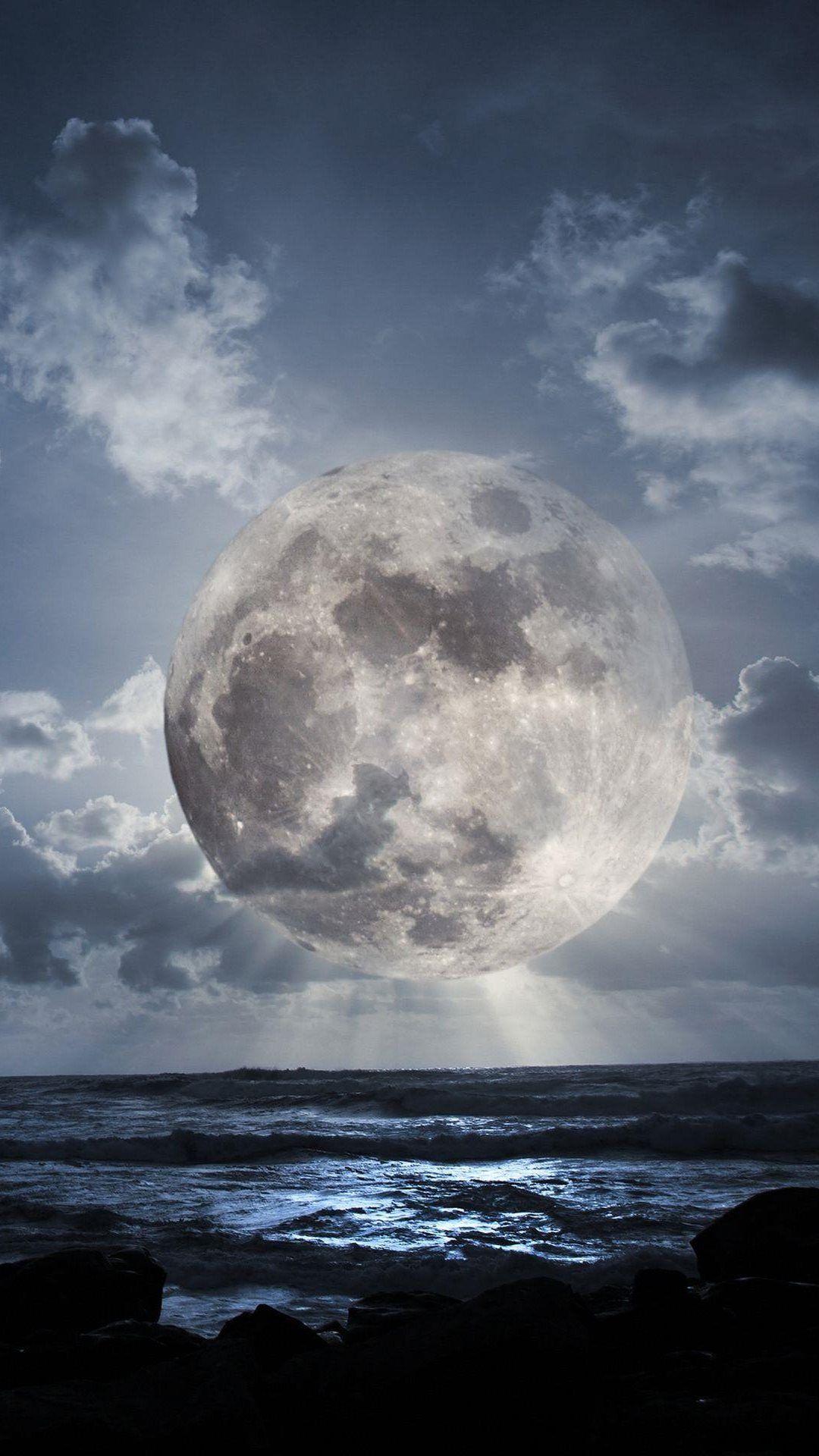 Super Moon Over Sea iPhone Wallpapers Download