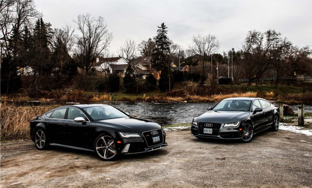 Audi RS Black 2K Wallpapers