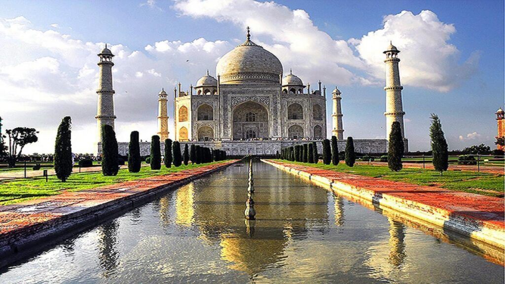 Taj Mahal Desk 4K 2K Wallpapers