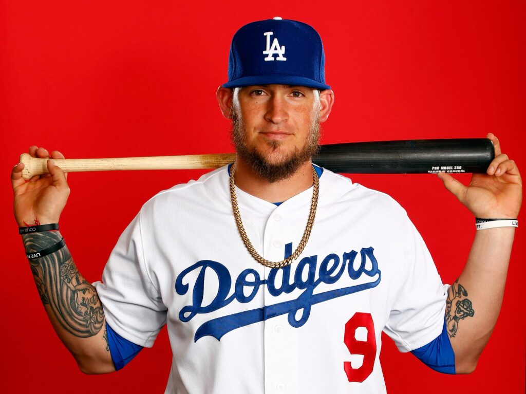 Yasmani Grandal MLB wallpapers in Baseball