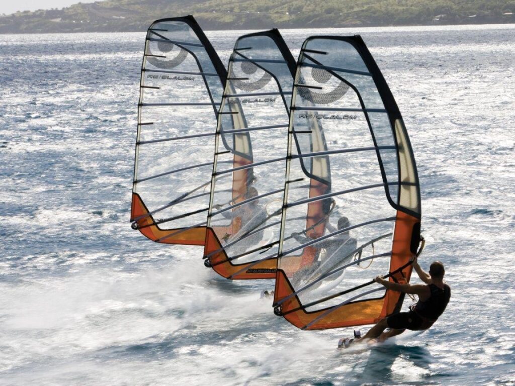 Desk 4K wallpapers windsurfing