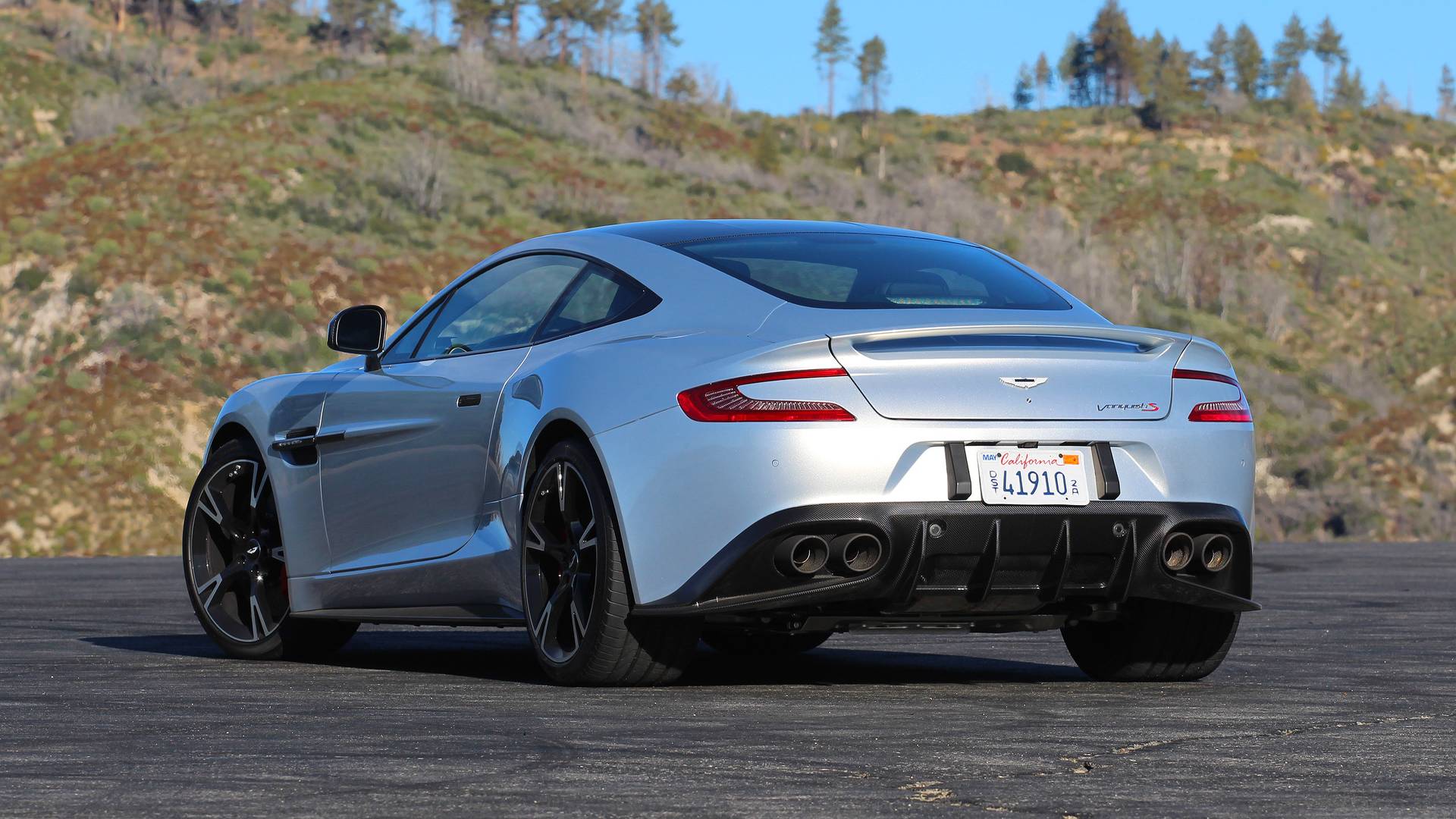 Aston Martin Vanquish S Coupe Review Going Out With A Bang