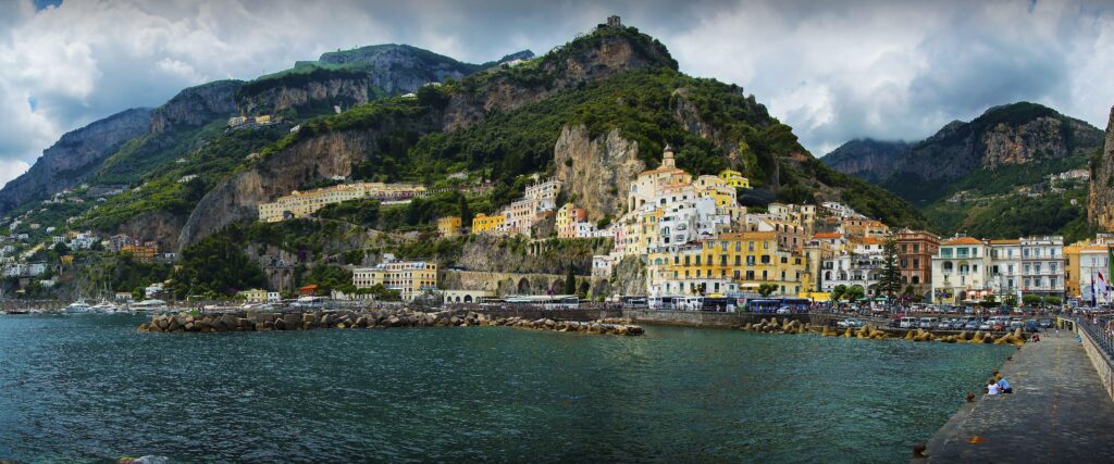 Amalfi 2K Wallpapers