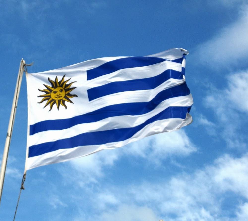 Graafix! Flag of Uruguay