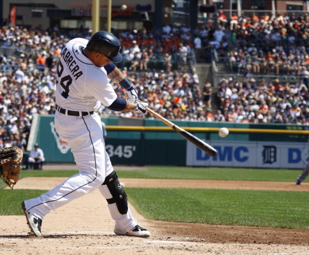 MLB Cabrera, Scherzer carry Tigers with rare feats