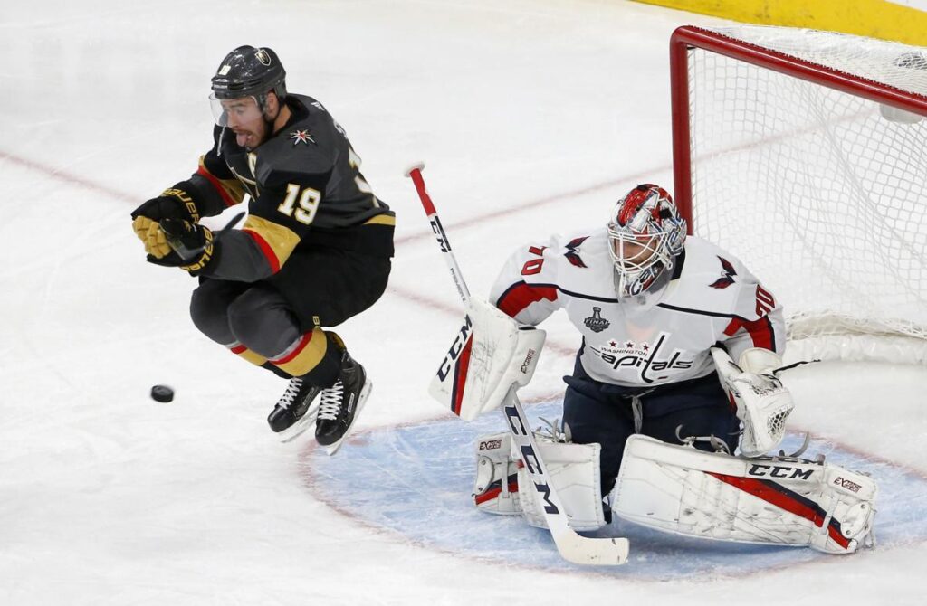 Braden Holtby helps Washington bounce back, even Stanley Cup Final