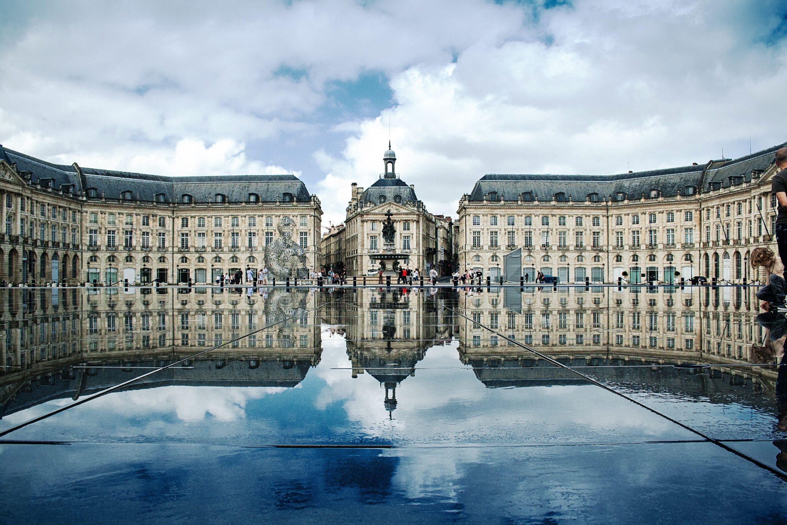 Area in Bordeaux, France wallpapers and Wallpaper