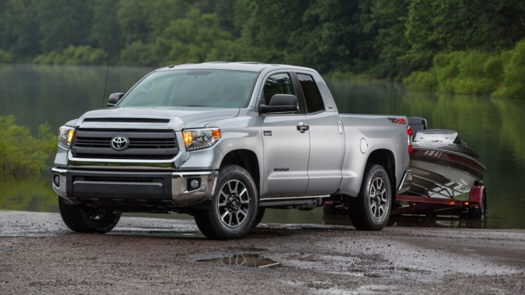 Toyota Tundra 2K Wallpapers and Backgrounds Wallpaper